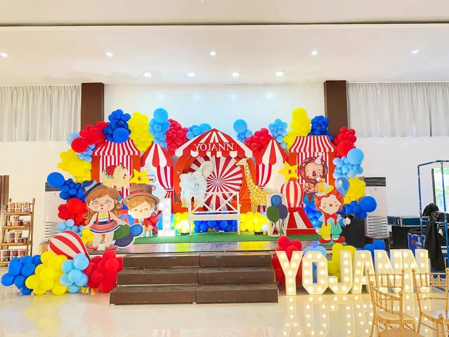 Carnival Circus Theme Stage Decoration — Red & White Carnival Backdrop with Balloon Arch photo 3 of 5